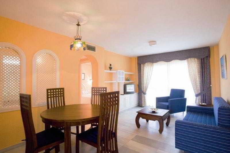 Apartamentos Fenix Beach Roquetas de Mar Dış mekan fotoğraf